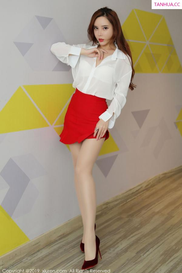 艾小青  [XIUREN]高清写真图 2019.12.25 艾小青第2张图片